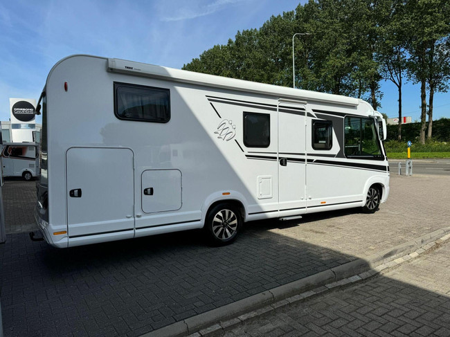 Knaus 700MEG Live I 9T-Automatique Lits Jumeaux Lit Pavillon Alde Attelage photo: 3