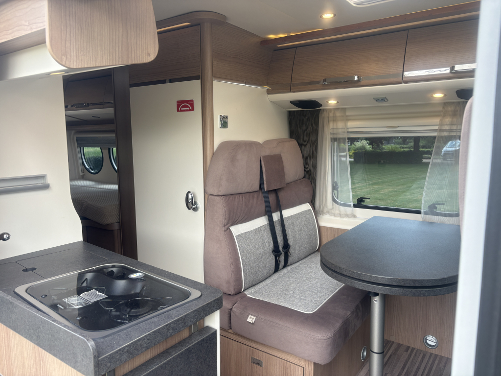 Carthago Malibu Charming LE GT640 2.3 Turbo 150pk photo : 8