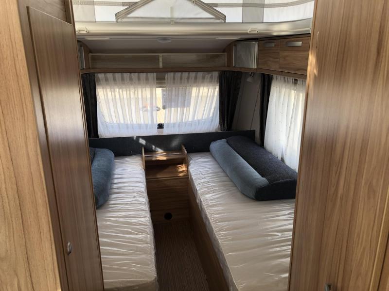 Eriba Feeling 470 Ik ben te huur!  foto: 2