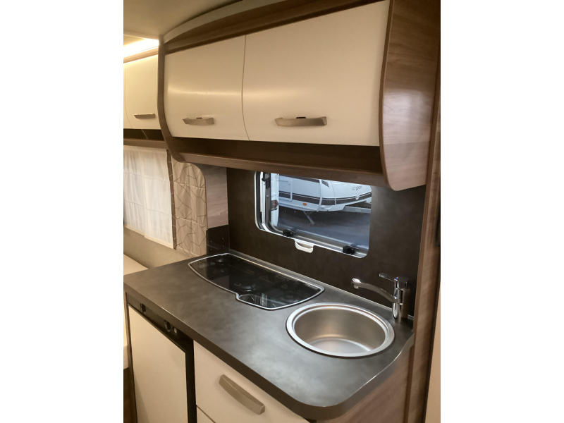 Knaus Sport 460 EU mover/omnistor foto: 4