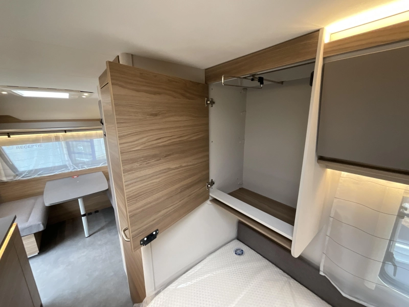 Dethleffs Nomad 460 EL MOVER-LUIFEL-NIEUW MODEL foto: 10
