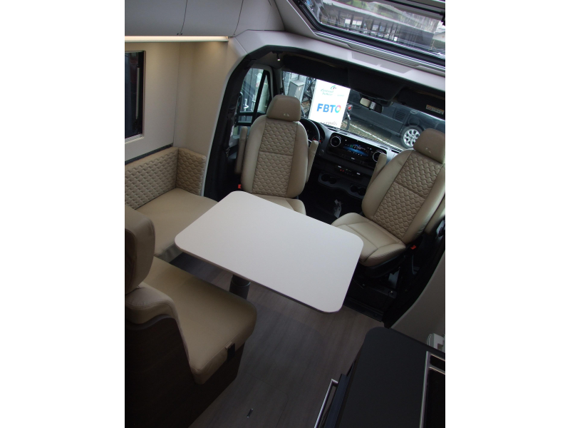 Adria Coral Supreme MB 650 SL 170 CV 9-AUTOM&Aacute;TICO foto: 10