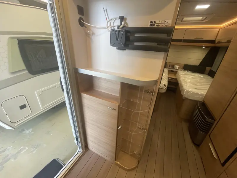 Knaus Sudwind Black Selection 540 UE +Panoraam+Vloerverwarming  foto: 20