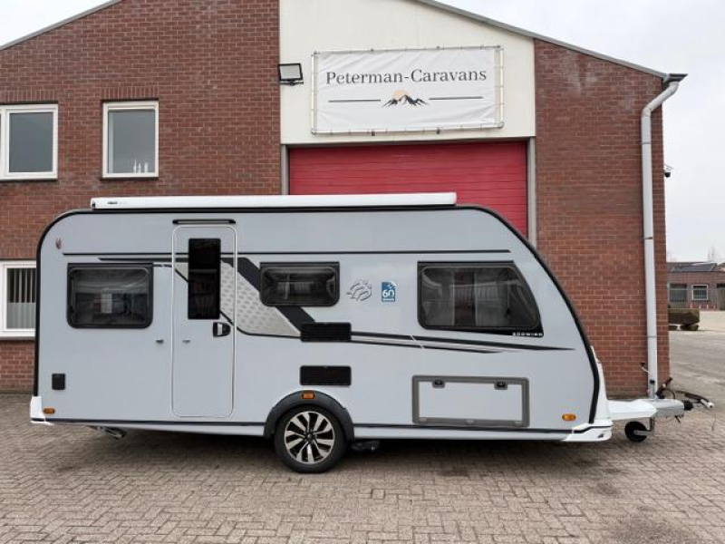 Knaus Sudwind 60 Years 460 EU Incl. Mover y Toldo foto: 1