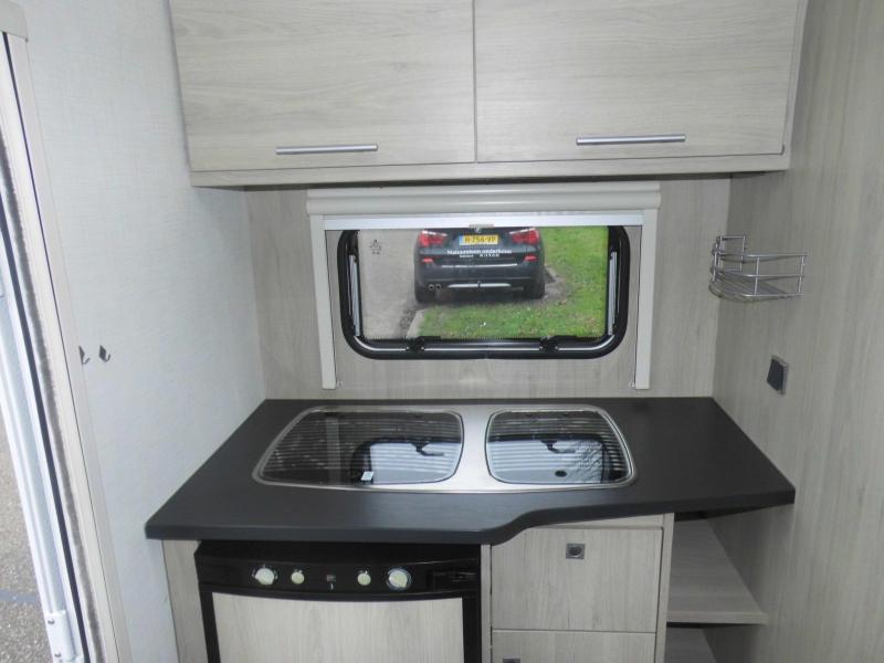 Caravelair Antares 400 Cassetteluifel. 