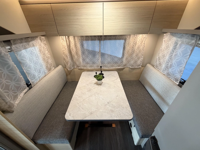 Weinsberg CaraCito 470 EU L&auml;ngsbetten - leichtgew. Foto: 9