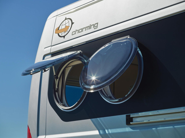 Malibu Van Diversity 640 LE K Charming GT Skyview foto: 10