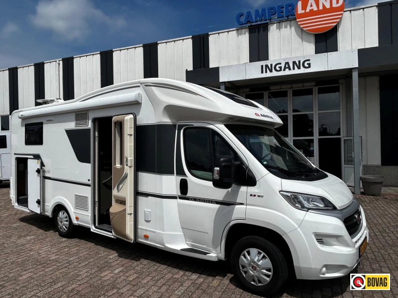 Adria Matrix Plus 670 DC TV & Schotel, Bankairco