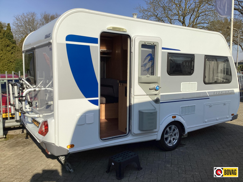 Store/enrouleur Knaus Sudwind Silver Selection 420 QD 