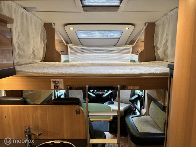 LMC Breezer H737 G Fiat 2.3 150pk Euro 6 | Enkele-bedden | Hefbed | Aparte douche/ wc | XXL Garage | Camera | Fietsendrager | 63dkm foto: 3