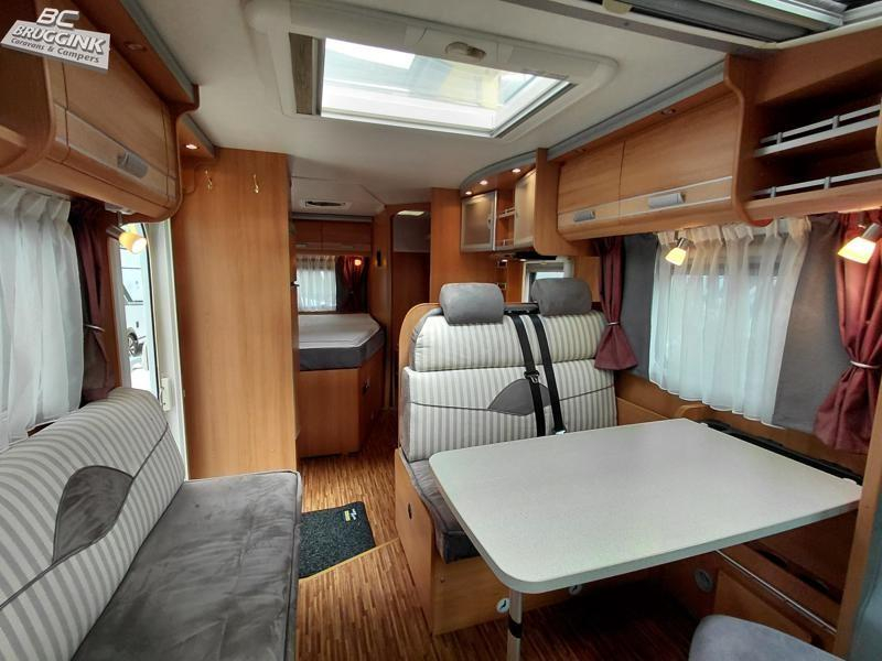 Dethleffs Advantage 6501 B - FRANS BED - B RIJBEWIJS  foto: 3