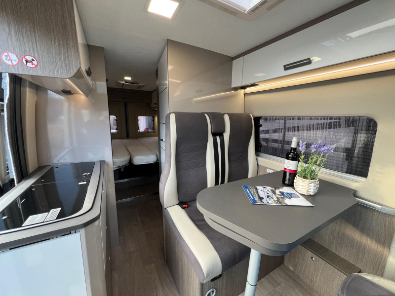 Chausson V697 VIP dakairco, busbiker,luifel  foto: 11