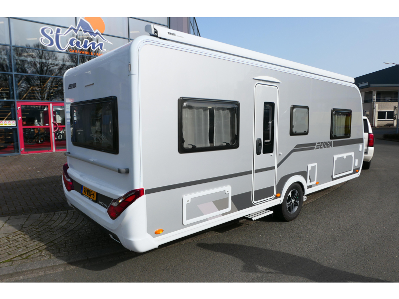 Eriba Nova 530 enk. bed zeer luxe  foto: 2