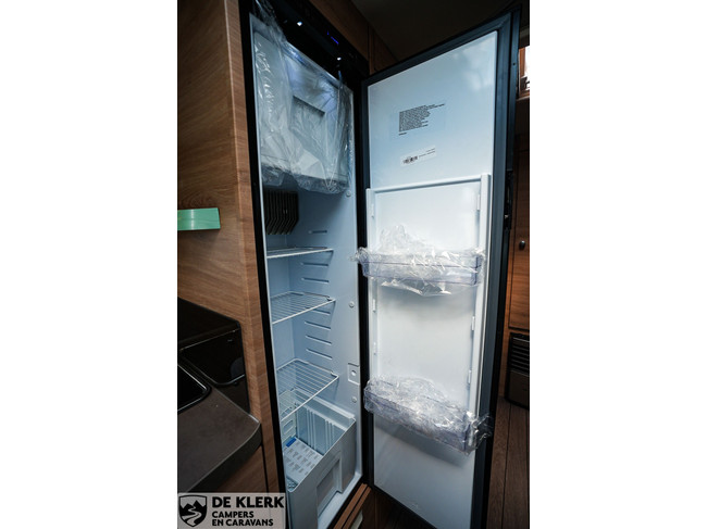 Knaus SUDWIND 580 QS 60 YEARS Campovolo grey 3 e stapelbed uniek foto: 8