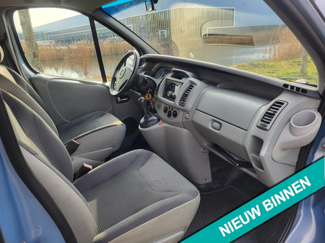 Opel VIVARO-2 2.5CDTI Campervan AUTOMATIC photo: 14