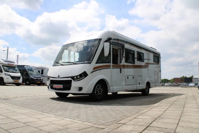 Robuuste AUTOMAAT 180 pk Malibu I 490 LE by Carthago hef-en enkele lengte bedden (124  foto: 5