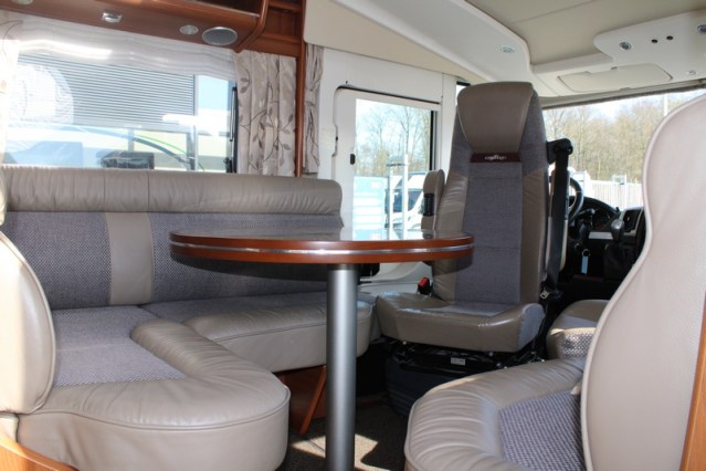 Carthago Chic E Line I 50 Yachting Fiat ocasi&oacute;n 05-2017 transmisi&oacute;n autom&aacute;tica Sistema de nivel (120 foto: 34