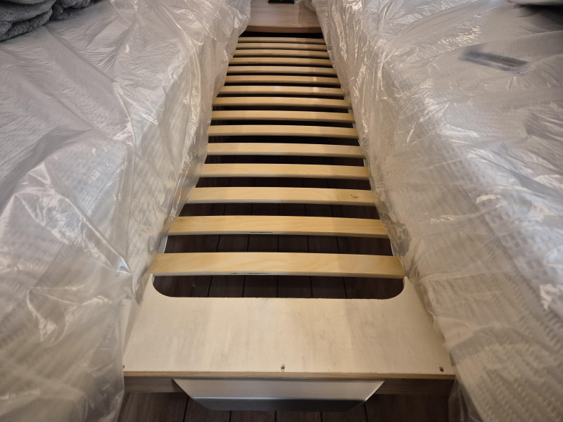 Knaus Sudwind 60 Years 500 EU Met luifel en vloerverw.  foto: 10