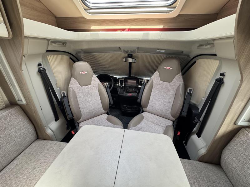 LMC Element 758 G Automaat, airco  foto: 6