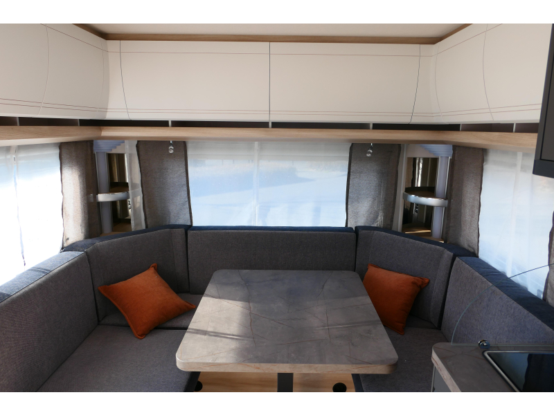 Hobby De Luxe 460 UFE NEUES MODELL 2026 Foto: 7