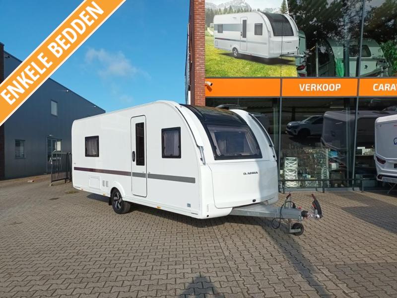 Adria Adora 572 UT  foto: 0