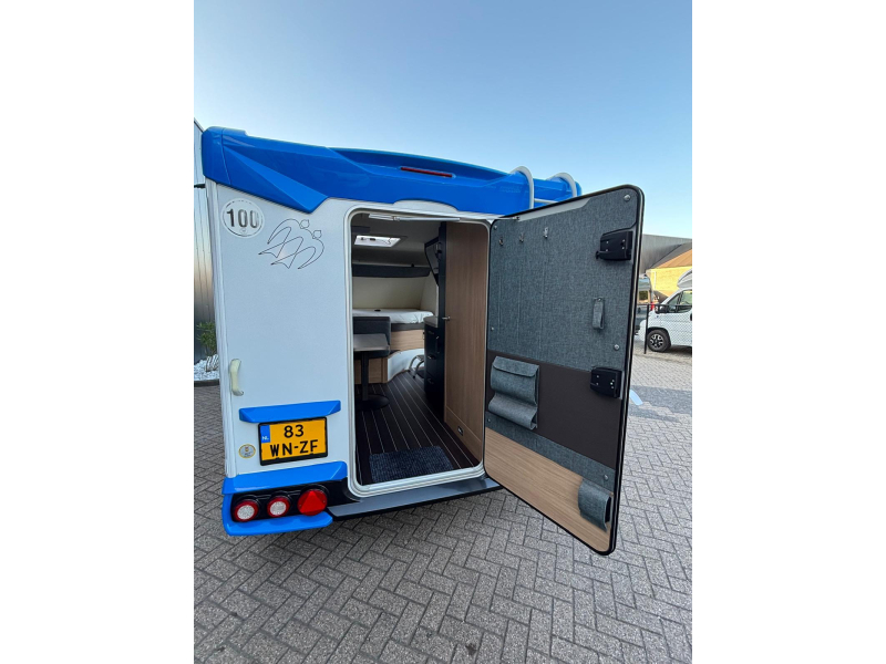 Knaus Sport and Fun 480 QL Mover Cassette awning photo: 18