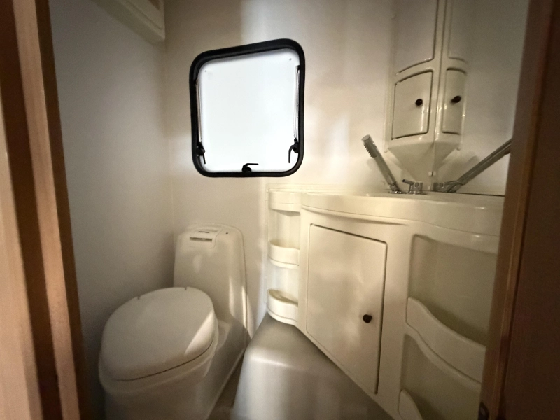 Adria Aviva 370 CP Mover | Bunk bed | Bicycle photo: 14