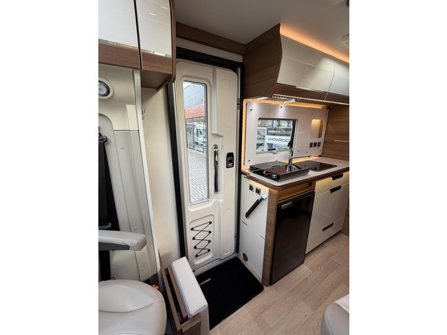 RAPIDO C55 9T-Automaat Enkele Bedden Lithium Omvormer Trekhaak foto: 13