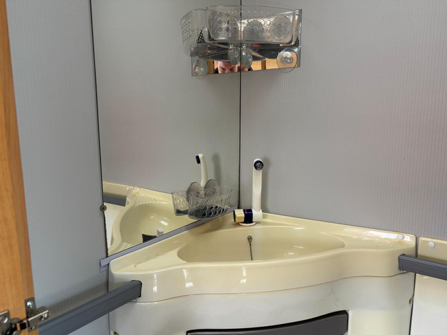 Knaus W01420 Südwind Gold Edition | Caravanmover | Zakluifel | Fietsendrager voor | IN PRIJS VERLAAGD NU €8950 foto: 16