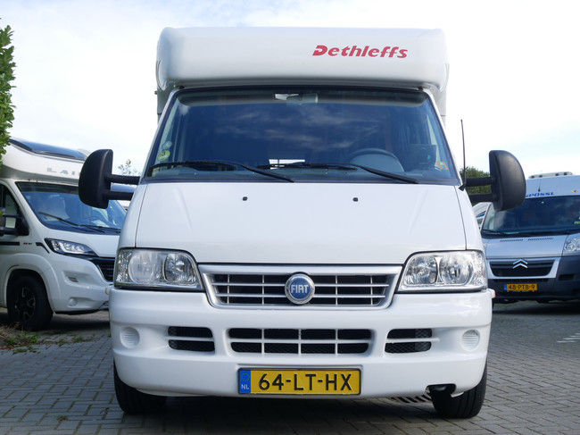 Dethleffs H 5940 Esprit, Cama francesa, Garaje foto: 1