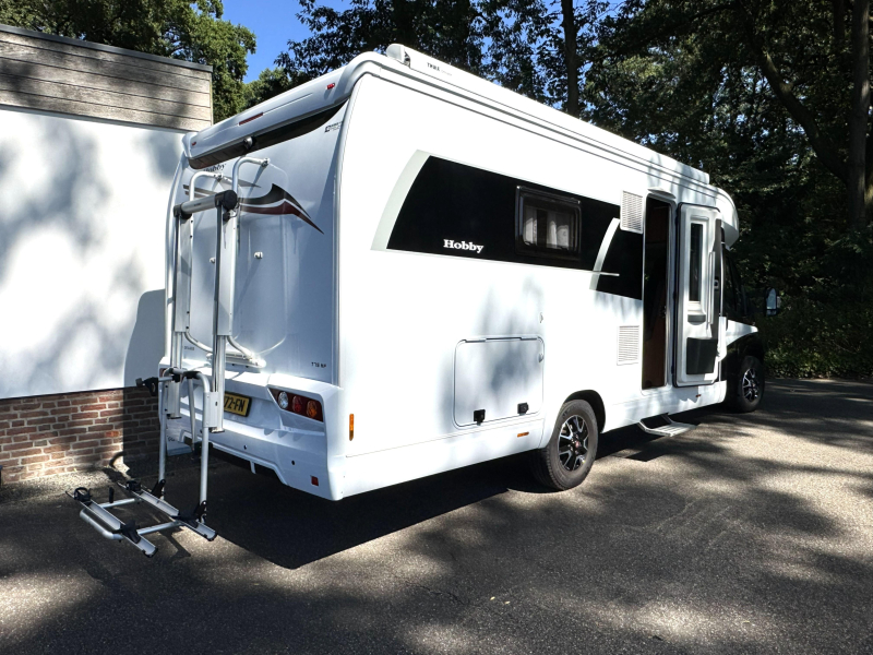 Hobby Optima De Luxe 75 HF HEFBED +SOLAR +FIETSENREK  foto: 3