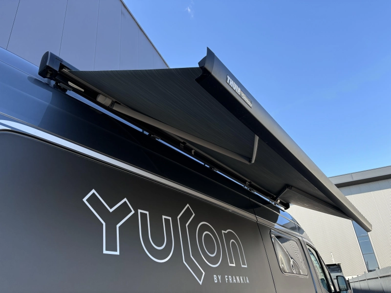 Frankia Yucon 7.0 Lounge round seating V6 autom. photo: 3