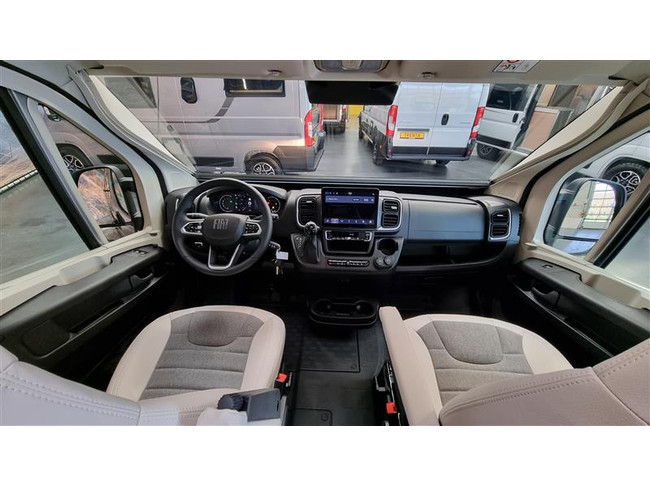 Adria Twin 640 SGX 60 YEAR foto: 15