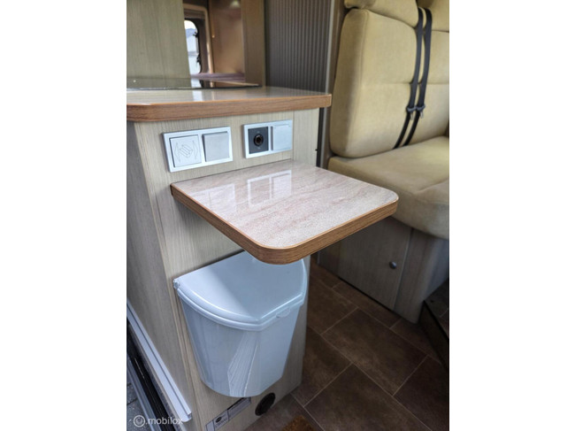 B&uuml;rstner Citycar 600 autocaravana 2014 ☆Euro-5, Solar, 131cv☆ foto: 23