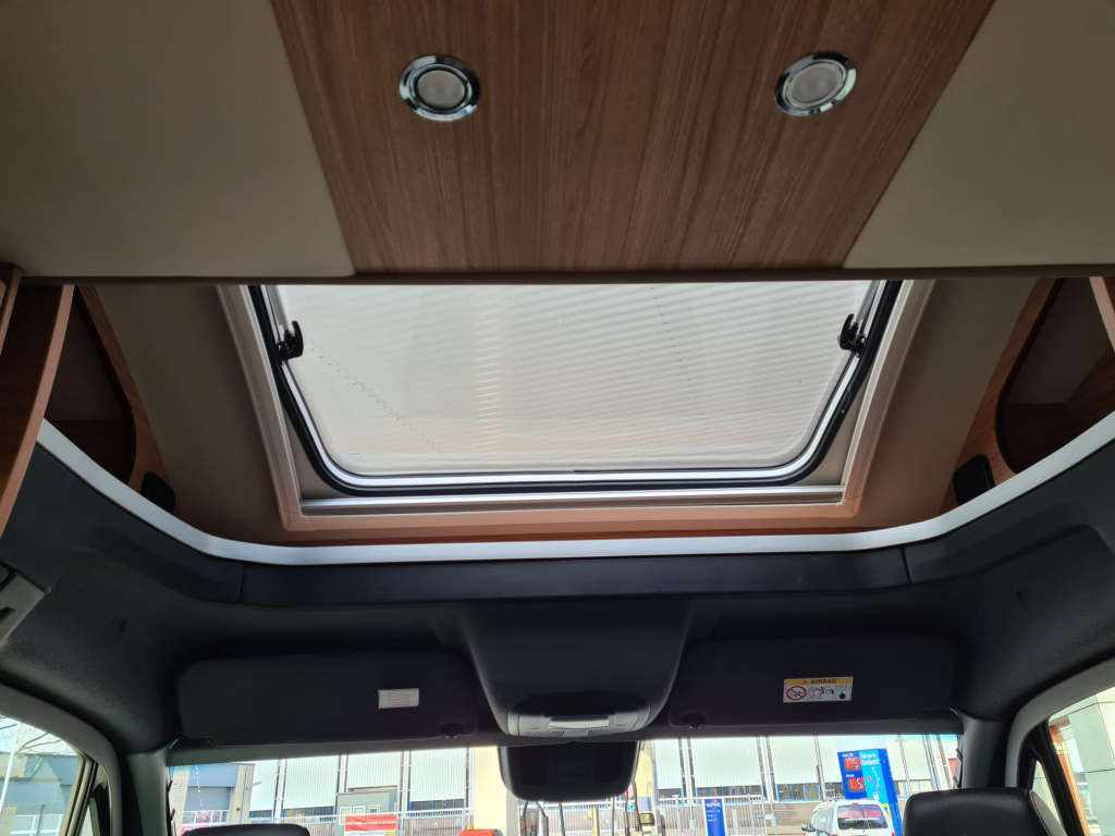 Weinsberg Cara compact suite MB640 foto: 27