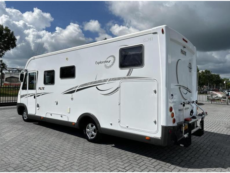 Pilote Explorateur G 741 Dwarsbed/Hefbed/Alde/2012  foto: 3