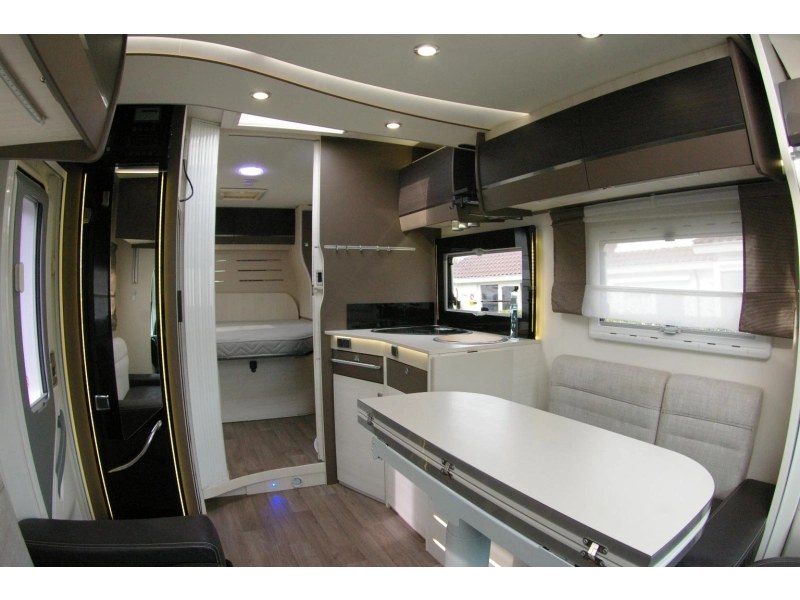Chausson Welcome 738 XLB Queensbed, Hefbed, Garage  foto: 7