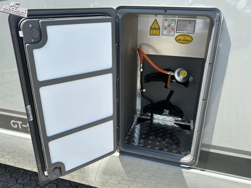 Hymer GT-S 600 XL Bed  foto: 17