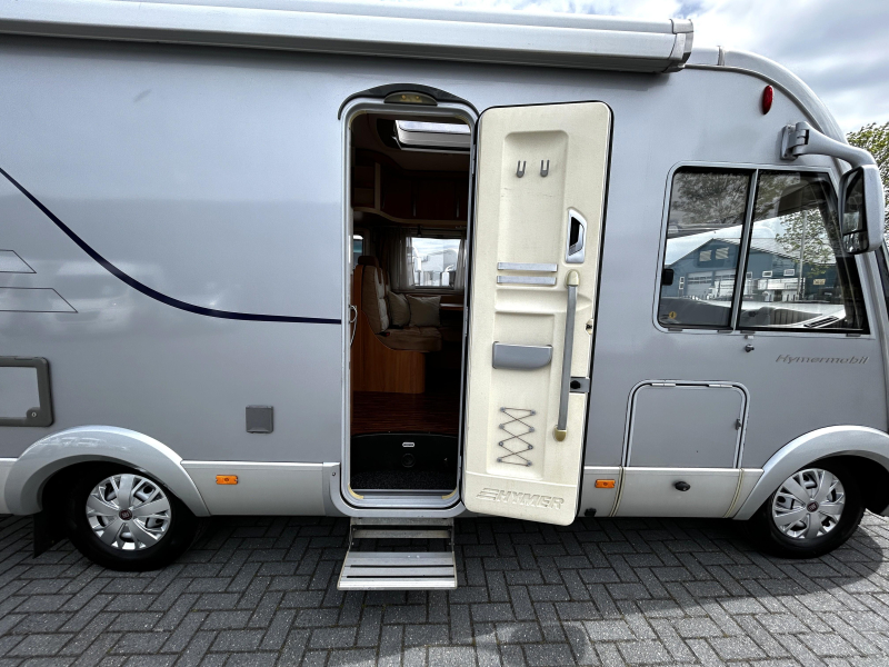 Hymer B614 CL Dwarsbed/Hefbed/160pk  foto: 6