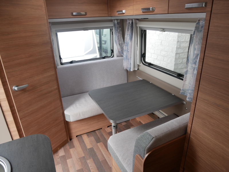 Weinsberg CaraOne 390 QD Incl. awning photo: 3