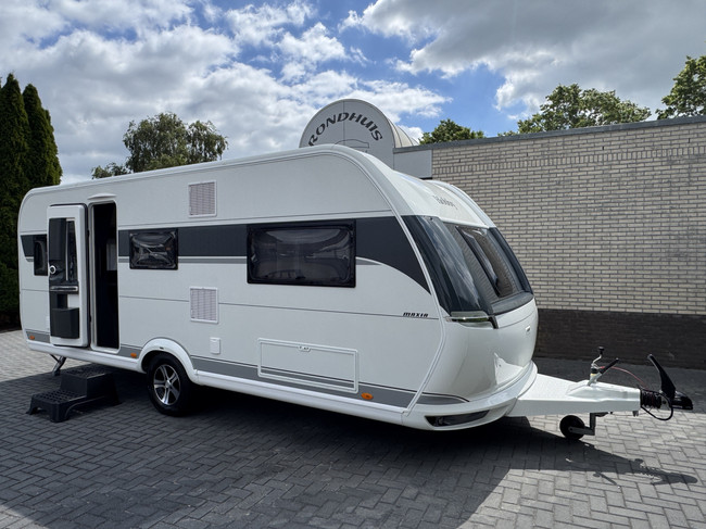 Hobby Maxia 585 UL met enkele bedden **Absolute topsegment van Hobby/Zeer ruime caravan/Nieuwe caravan** foto: 6