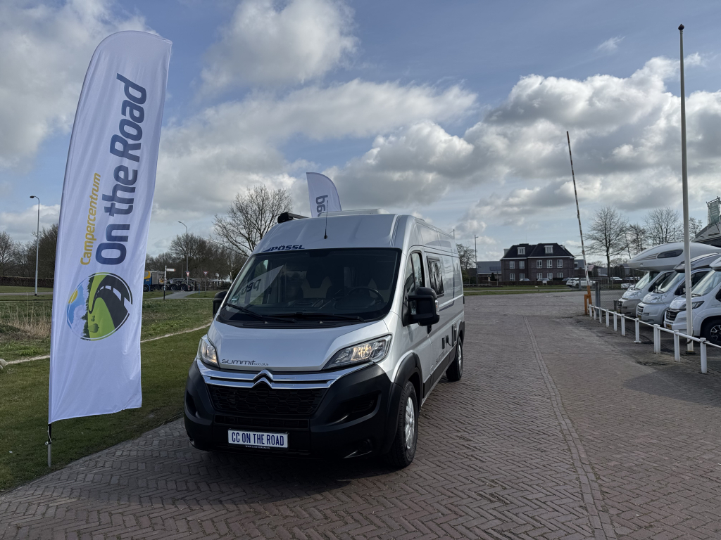 P&ouml;ssl Summit 600 Kastenwagen, 2.3 160 PS, mit Steuerkette, Querbett, Motorklimaanlage, Drehsitze, Bj. 2018 Camper centrum on the road Marum Foto: 3