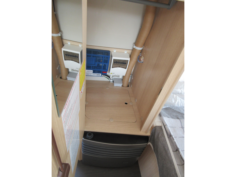 Eriba Touring - 60 Edition 310 GT MOVER EN UNICO VERONA photo: 6