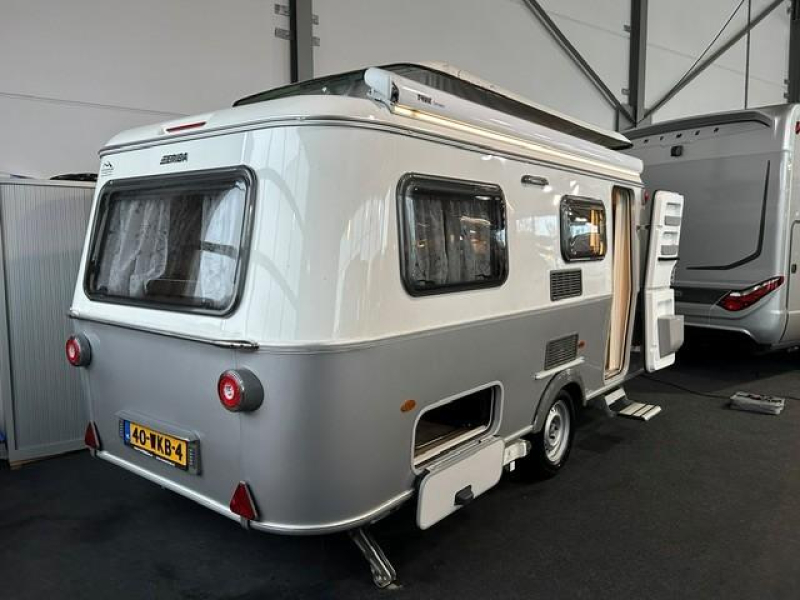 Eriba Touring Urban 540 Mover & luifel  foto: 1