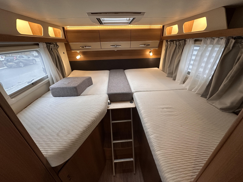 Knaus Platinum Selection 650 MEG Lengtebedden Integraal  foto: 10