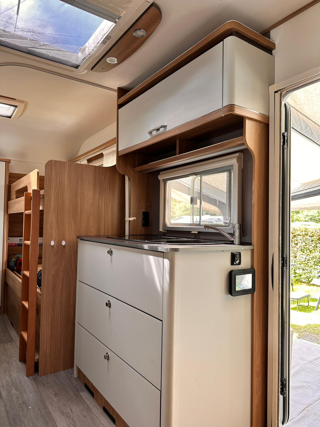B&uuml;rstner Premio Plus 510 TK - Sehr luxuri&ouml;s Foto: 9