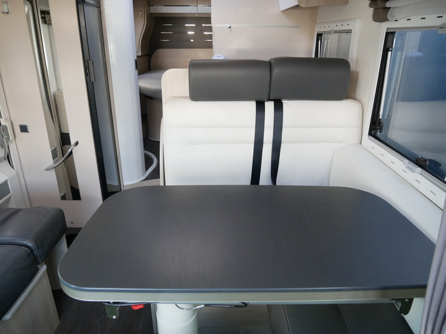 Chausson 718 XLB Special Edition, Cama Queen, Cama abatible!! foto: 8