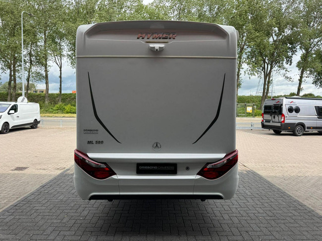 Hymer MLT 580 V6 190HP Single Beds Led 2 Solar Panels photo: 7