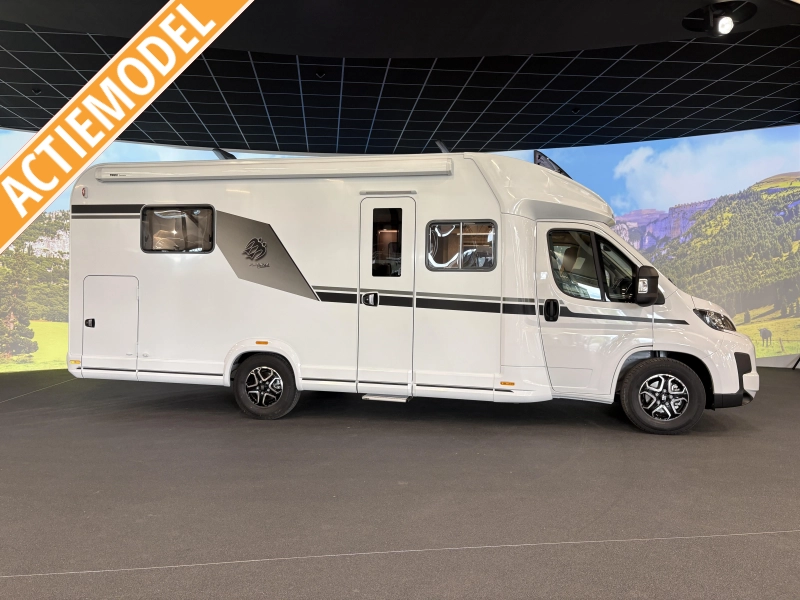 Knaus L!ve Wave 700 DX 180hp automatic /queen bed photo: 0