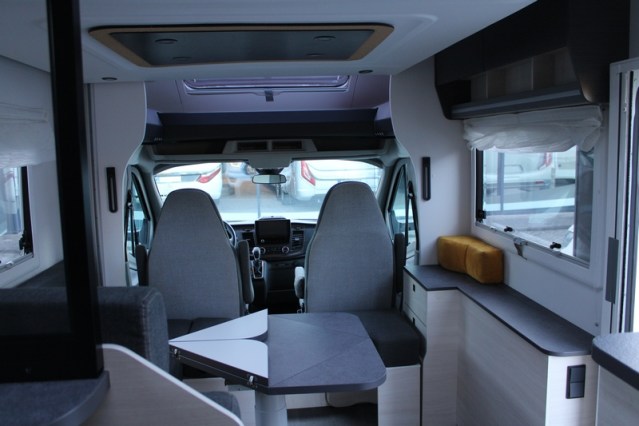 Young compact used Chausson Exclusive Line 660 automatic 170 hp (85 photo: 23